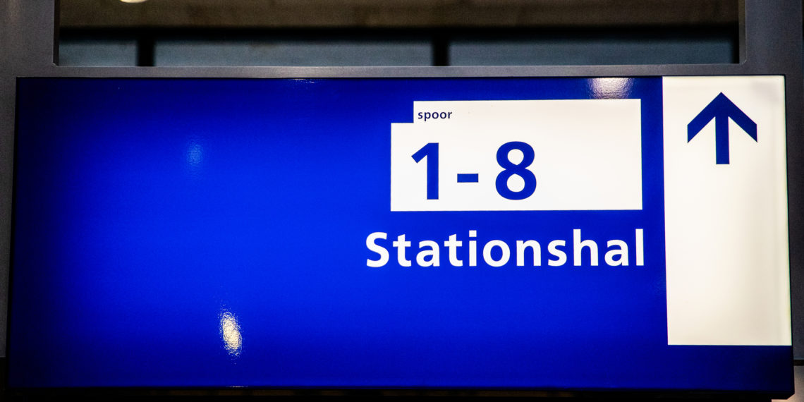 Alleen winkels op begane grond en eerste etage V&D pand