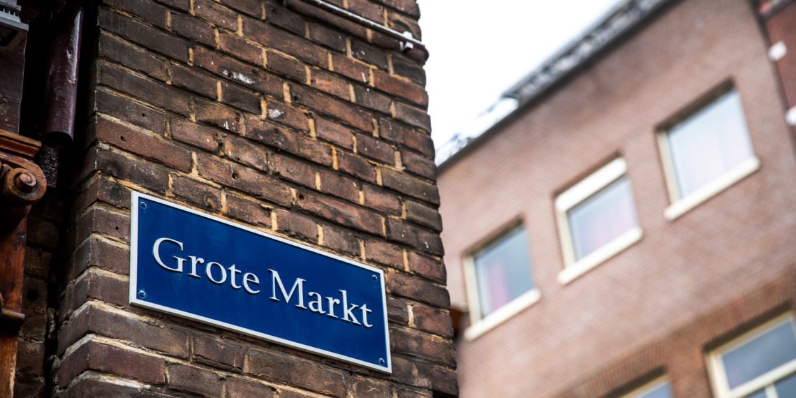 Alleen winkels op begane grond en eerste etage V&D pand