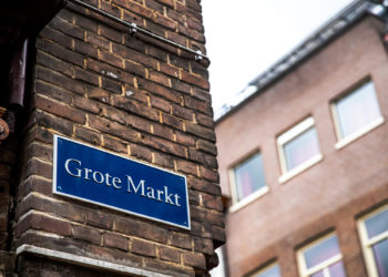 Alleen winkels op begane grond en eerste etage V&D pand