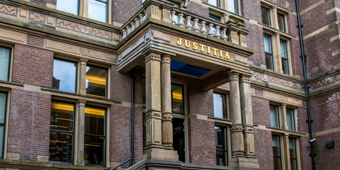 Alleen winkels op begane grond en eerste etage V&D pand