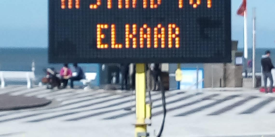 Oproep: “Kom niet naar het strand!”