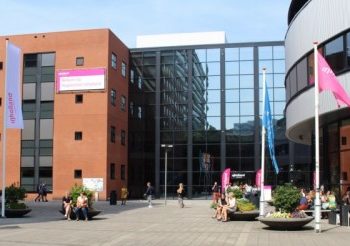 Hoe vinden studenten het om thuis te werken?