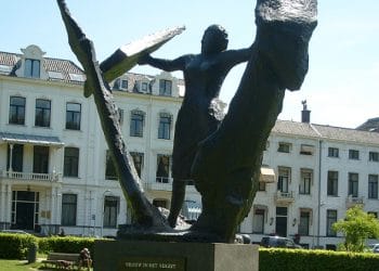 Volg de herdenking op de Dreef hier live