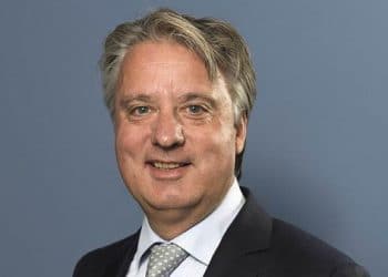 Albert De Gelder in gesprek met Burgemeester David Moolenburgh van Zandvoort