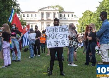 Black Lives Matter demonstratie vreedzaam verlopen in Haarlemmerhout