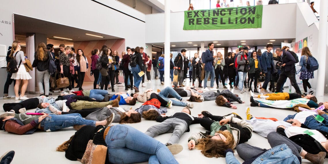 Extinction Rebellion protesteert op de Botermarkt