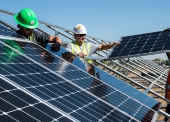 Haarlem Noord gaat zonnestroom opwekken voor de hele buurt