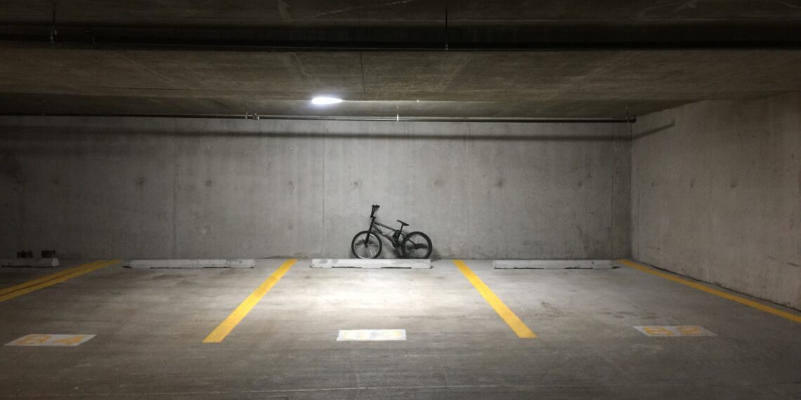 Parkeergarage Marsmanplein aangepakt voor betere veiligheid