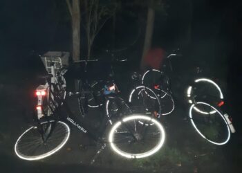 25 boetes bij illegaal jongerenfeestje Overveen