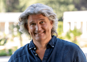 Kijktip: Project Rembrandt – Haarlemse Rob bij laatste 10 beste amateurschilders