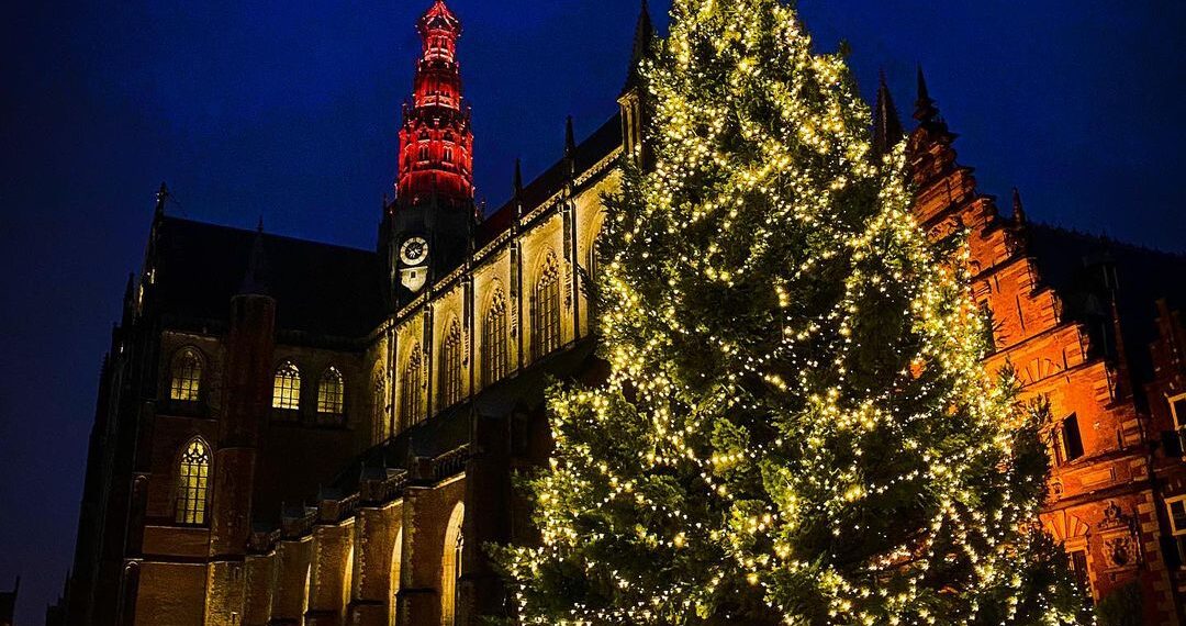 Kerstboom op Grote Markt