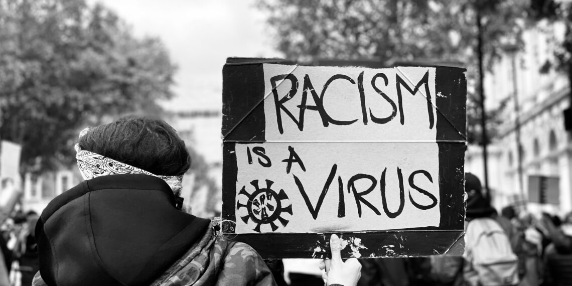 Racisme staat centraal op Haarlemse Amnesty-bijeenkomst