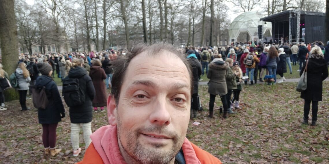 Haarlemse politiek eist duidelijkheid, intussen stellen vier partijen vragen over drukke demonstratie