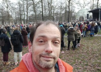 Haarlemse politiek eist duidelijkheid, intussen stellen vier partijen vragen over drukke demonstratie