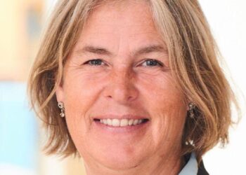 Burgemeester Astrid Nienhuis en verslaggever Albert de Gelder over de serie ‘Vrouwen in de politiek’