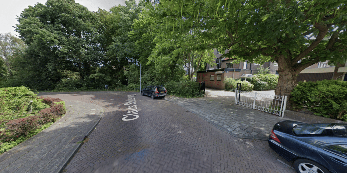 Handhaving grijpt in bij demonstratie abortuskliniek