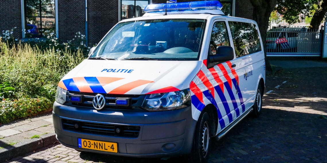 Minderjarige jongen onder bedreiging van steekwapen beroofd van fiets