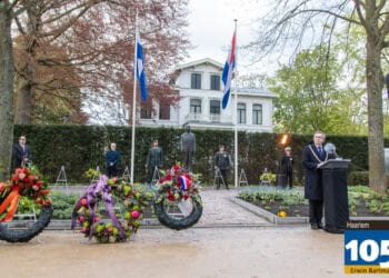 Burgemeester Wienen benadrukt verschil vrijheidsbeperking in coronatijd en in oorlogstijd