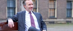 Van Haga splitst af van FvD