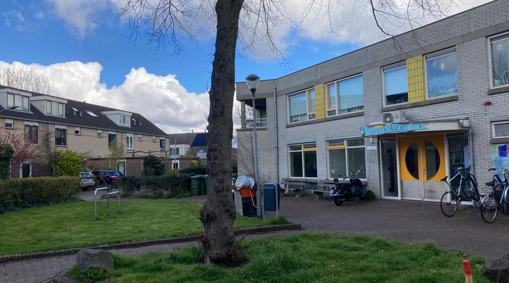 Omwonenden willen zekerheid: geen verslaafden in Anton Pieckhofje