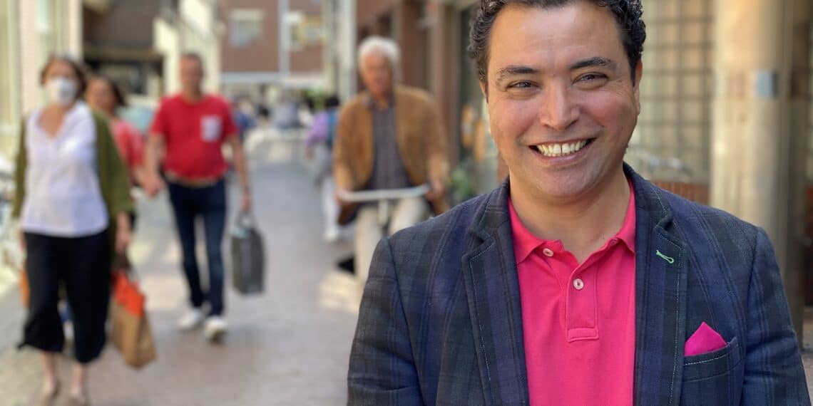 Ondanks fietsparkeerchaos is fietsenstalling vrijwel leeg: ”Ik tel honderden plekken”