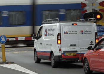 Overveen telt af: spoorbomen in dorp vanaf vanavond voor paar dagen dicht