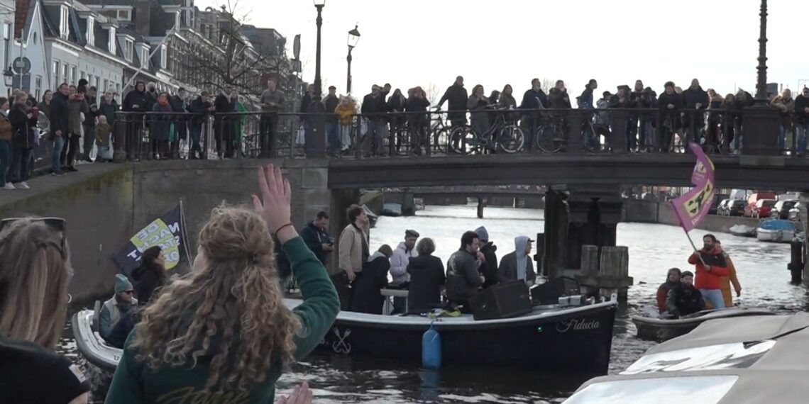 In Haarlem niet ’s nachts maar wel overdag dansend protest: “We willen weer knallen”