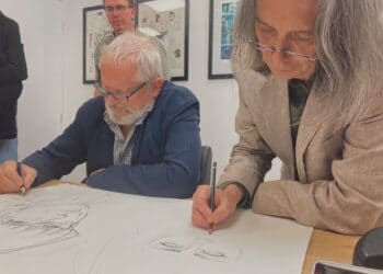 Striptekenaars samen aan het werk tijdens benefietactie voor Oekraïne:  “Uniek exemplaar”