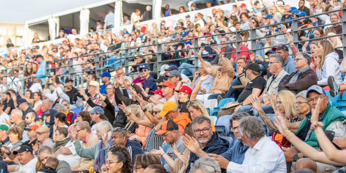 Nederland begint sterk aan Haarlemse Honkbalweek, wint eerste wedstrijd en maakt zich klaar voor vanavond