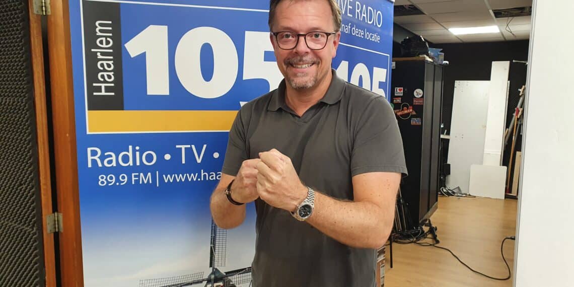 Mede-organisator Dick Kol deelt persoonlijk verhaal: “Swim to Fight Cancer inspireert deelnemers én publiek ‘om nooit op te geven en altijd te blijven vechten”