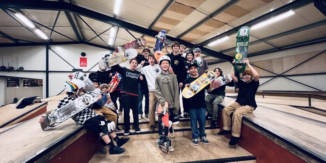 Skatepark Haarlem: van koud pleintje tot eigen skatepark met skatelessen voor jeugd
