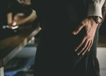 Slachtoffer nachtclubeigenaar vertelt haar verhaal: “Ik was doodsbang en durfde niets te zeggen”