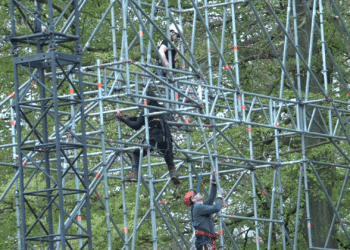 Honderden vrijwilligers aan het werk op bevrijdingspop “Dit is echt vrije tijd”