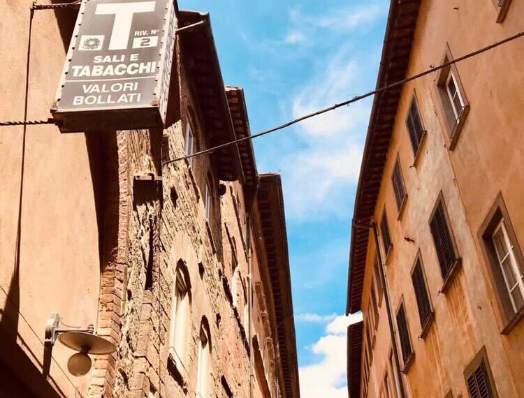 Singer-songwriter Joost Dobbe lanceert nieuw elektronisch project ‘Comojo’: “Ik vond het een grote uitdaging”