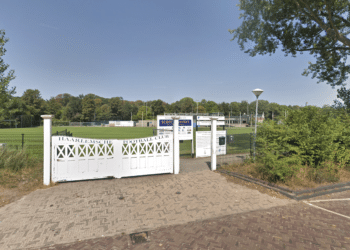 Trainer HFC vroeg jeugdleden om naaktfoto’s via Snapchat