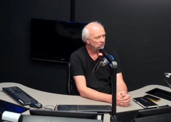 Rob Slewe wil betere regels struikelstenen in Bloemendaal: “Nu elke keer discussie of die steentjes er komen of niet”