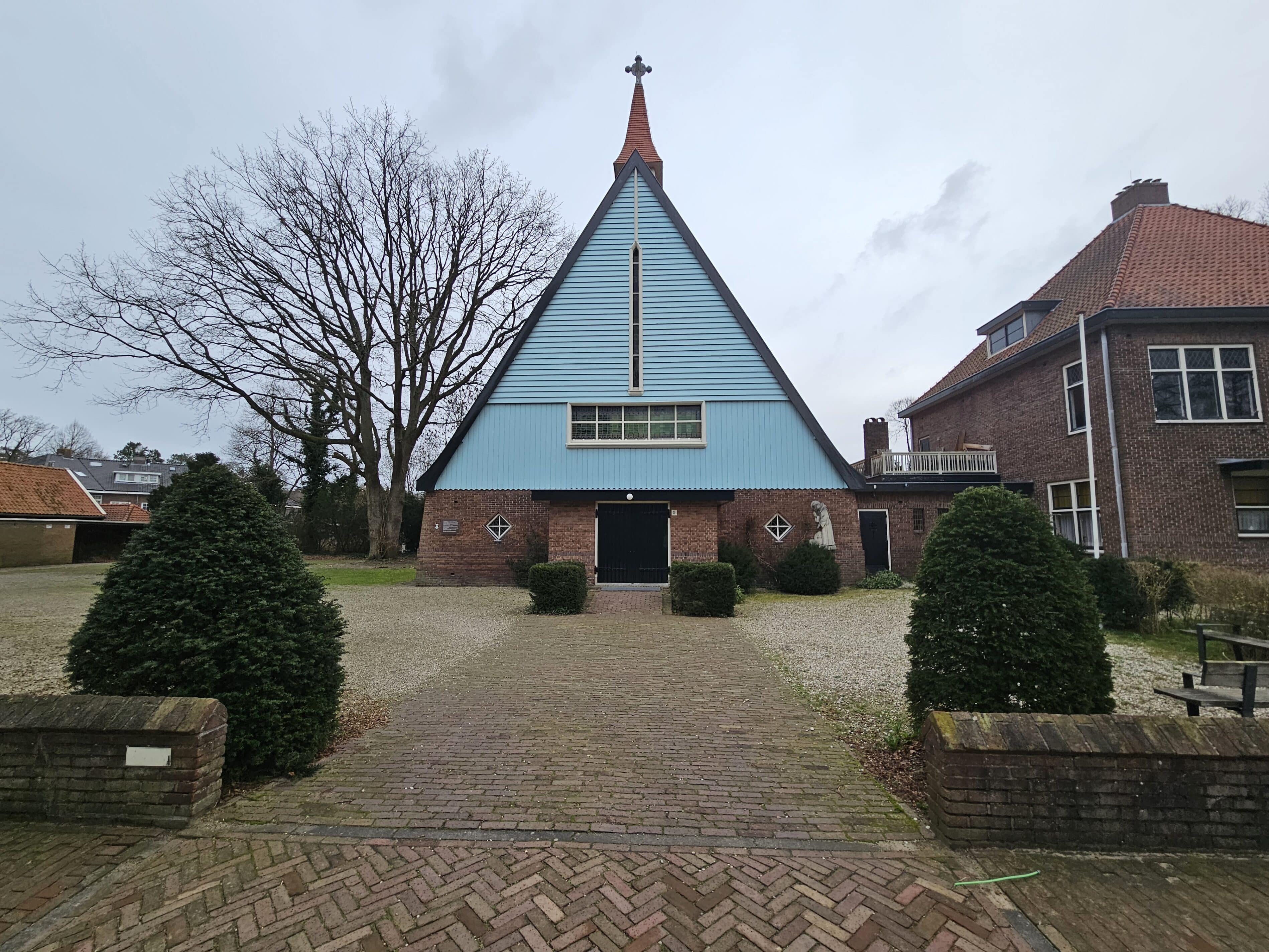 COA Akkoord Met Opvang Asielzoekers In Heilige Antoniuskerk In ...