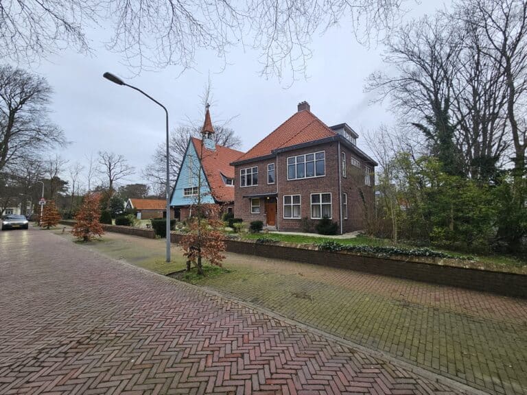 Rechter geeft groen licht voor opvang jonge vluchtelingen in pastorie Aerdenhout