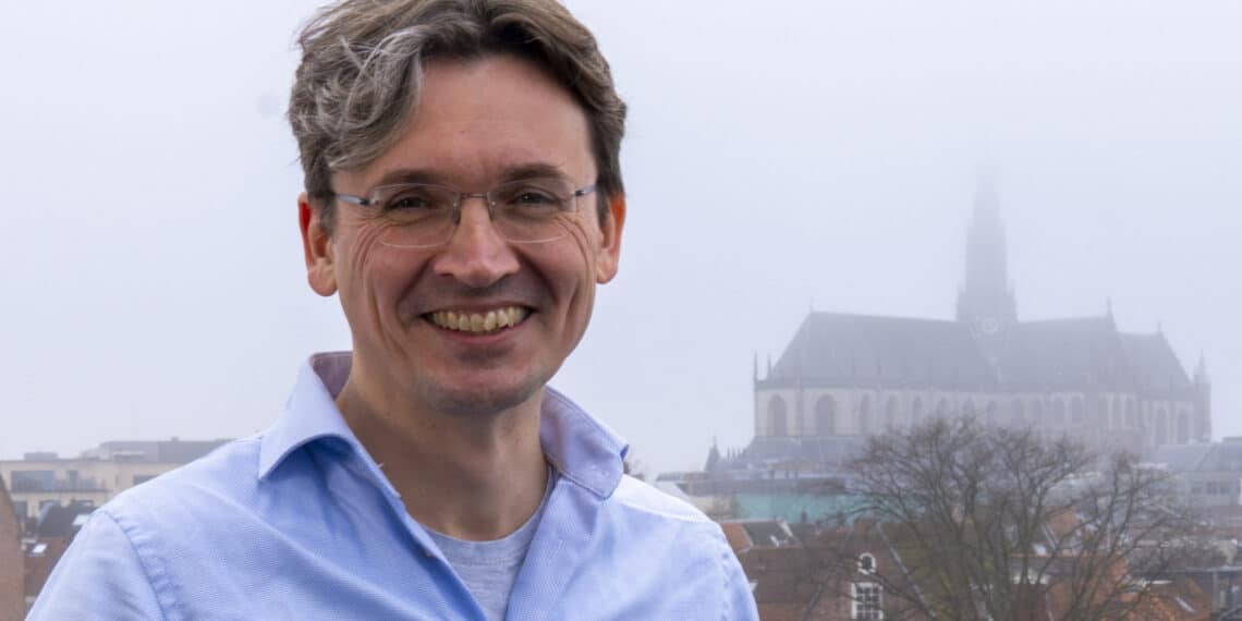 Luister terug: Raadslid Van den Berg wil geen parkeervergunningen meer voor pick-up trucks