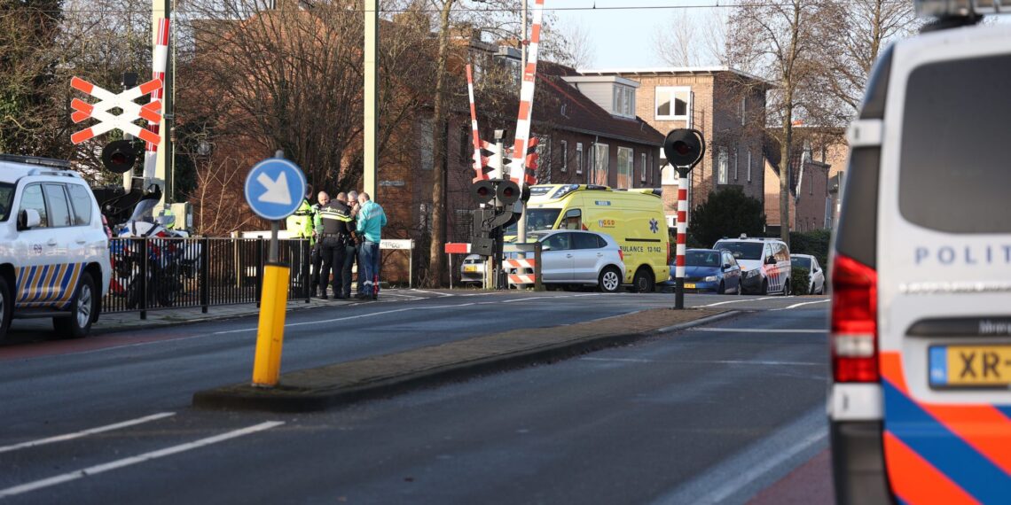 Treinverkeer tussen Haarlem en Leiden uren verstoord door aanrijding