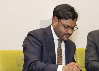 Falgun Binnendijk nu officieel nieuwe burgemeester van Heemstede