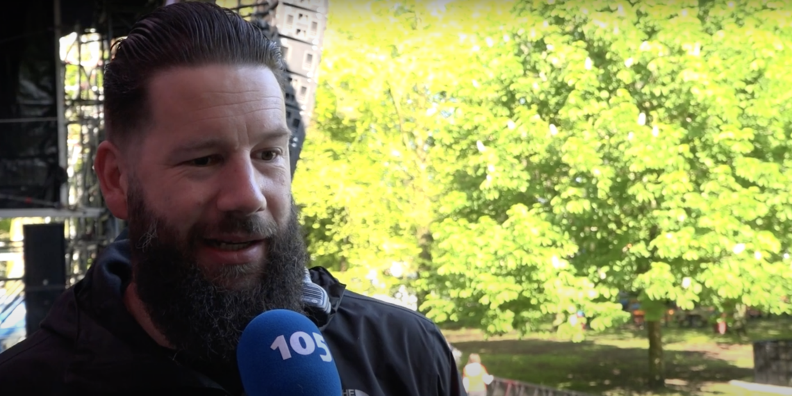 Meelopen met stagemanager Carsten: “Ik zorg dat alle muziekinstrumenten op de juiste plek komen”