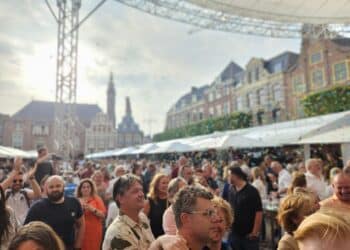 Net gerenoveerde Grote Markt helemaal klaar voor Haarlem Culinair: “Toeristen vergapen zich aan het uitzicht”