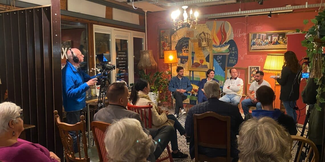 Felle discussies tijdens debat over leegstand in Schalkwijk: ‘Ik kan elk moment op straat belanden’