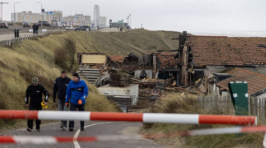 Vier tieners verdacht van betrokkenheid bij verwoestende brand Riche in Zandvoort