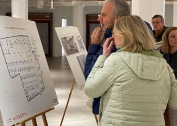 Haarlemmers over plannen oude V&D-pand: ‘Zorgen over verkeersdrukte Gierstraat’