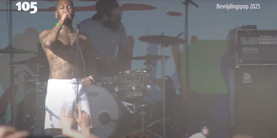 Publiek gaat los bij energiek optreden Ploegendienst