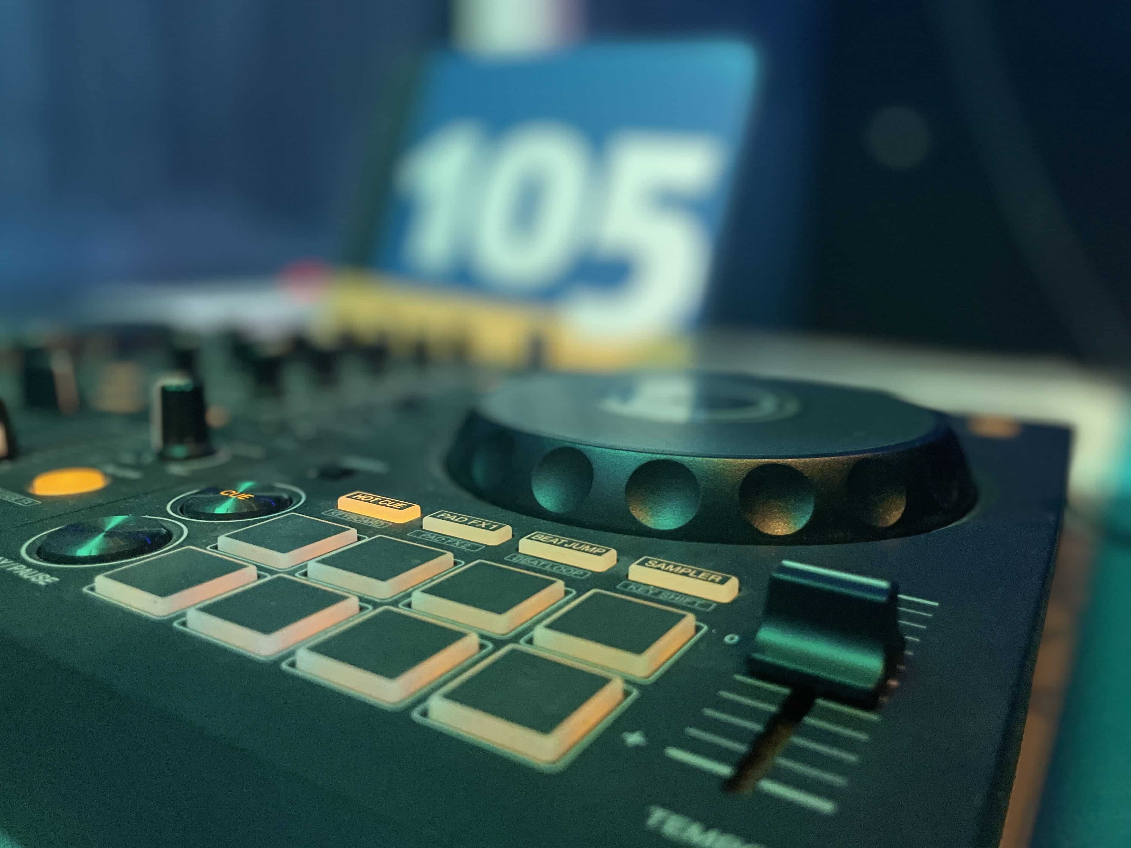 105WeekendMIX 06-12-2025