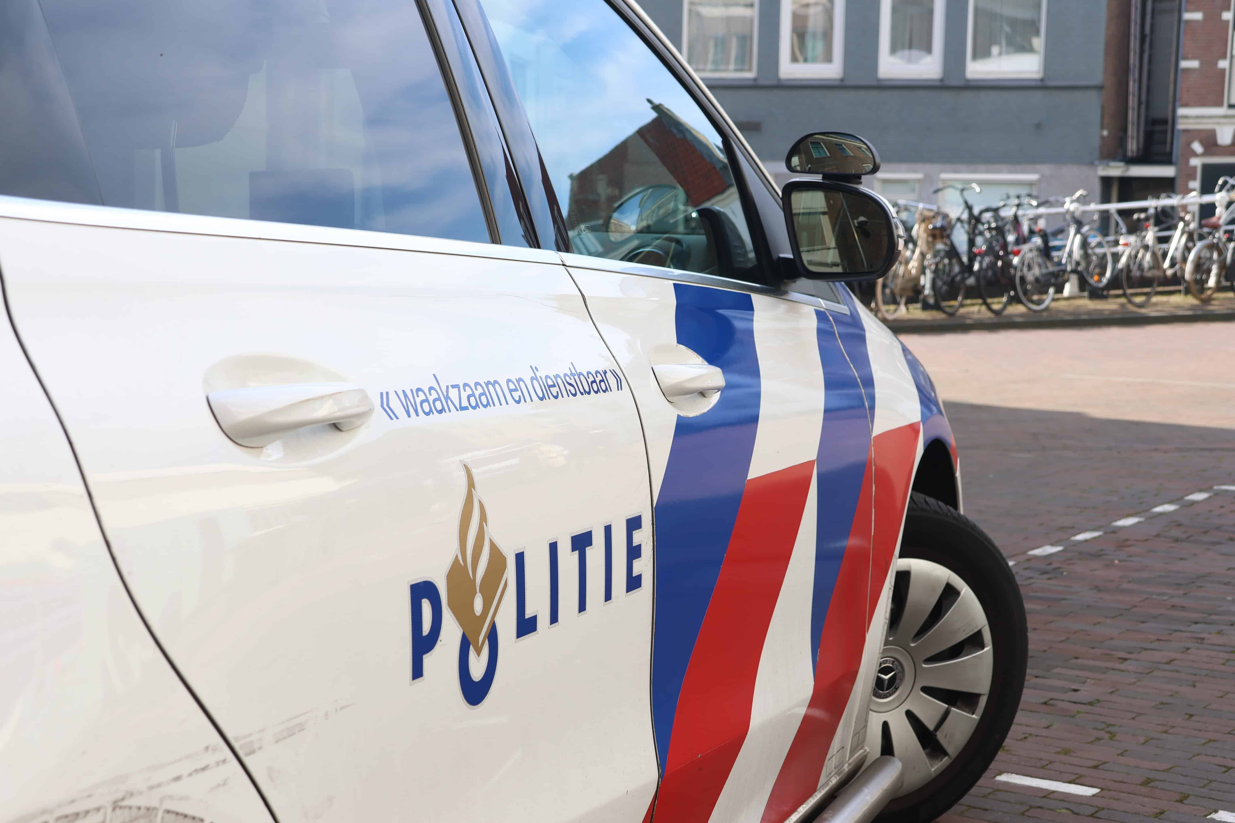 Politie arresteert elf verdachten op parkeerplaats in Haarlem voor handel nepcocaïne