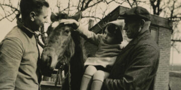 Achterkleinzoon over documentaire familiegeschiedenis ‘De kinderen van de Jodenboerderij’